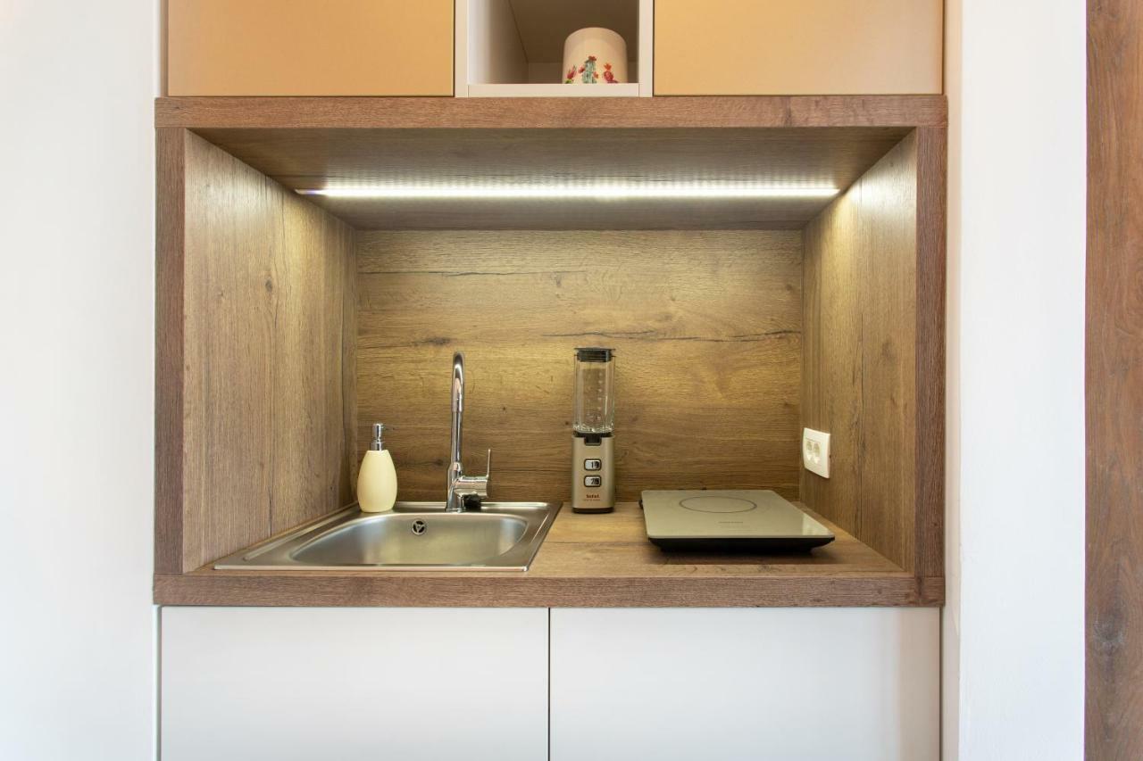 New, Stylish And Modern Central Studio, Free Parking Celje Luaran gambar